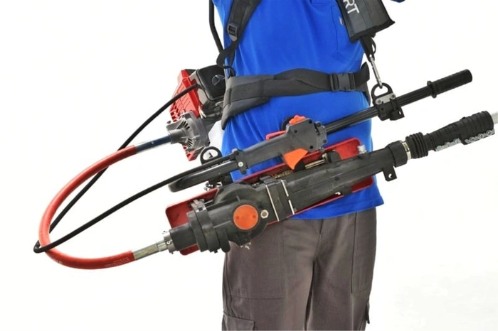 FARMART BSA55PN+M SIRT ZEYTİN HASAT MAKİNASI SIRT TİPİ 3,3 hp MOTORLU, DÜNYANIN EN HAFİF VE EN HIZLI PROFESYONEL YAN TİP MAKİNASI